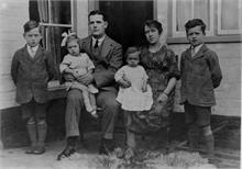 John James Craig, Publican of the Cock Inn, North Street North Walsham with wife Lily, and children Frank, Lily, Jean and Jack