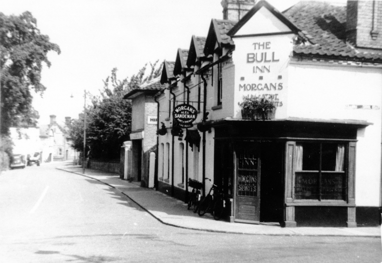 Photograph. The Bull Public House, Grammar School Road corner c1950 (North Walsham Archive).