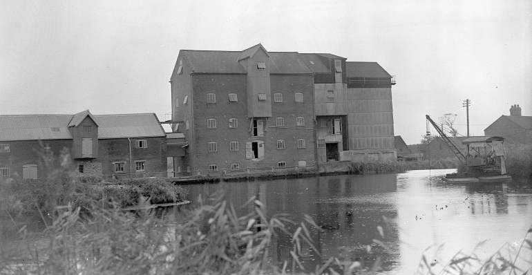 Photograph. Ebridge Mill (North Walsham Archive).