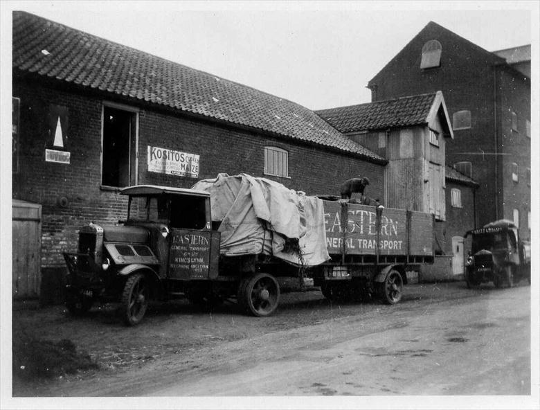 Ebridge Mills, White Horse Common, North Walsham. Arrival of a Scammel lorry. (North Walsham Archive) Photograph. Ebridge Mills, White Horse Common, North Walsham. Arrival of a Scammel lorry. (North Walsham Archive).