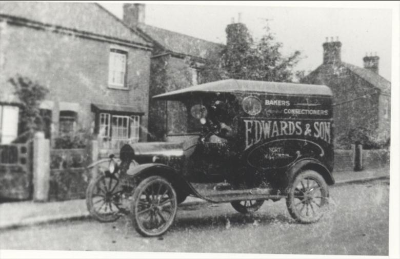 Photograph. Edwards's Bakery Van. (North Walsham Archive).