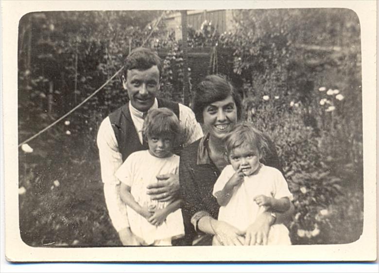 Photograph. Joseph, Ellen, Eileen and Elsie Shaw (North Walsham Archive).