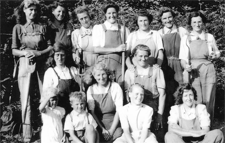 Photograph. Land Army Girls at Meeting Hill. Bella Fuller is on the left of the back row. (North Walsham Archive).
