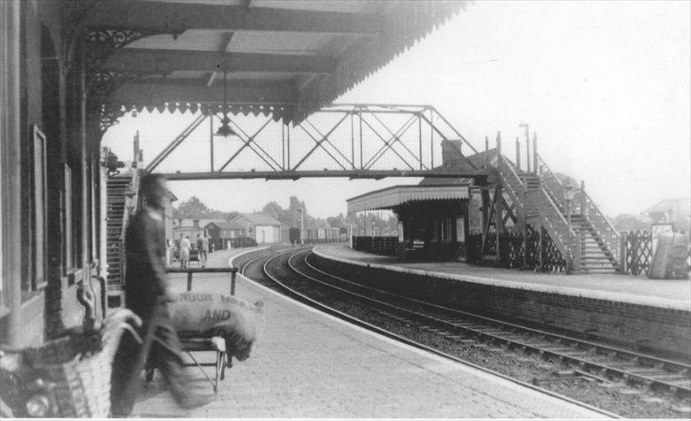 Photograph. North Washam "Town" station (North Walsham Archive).