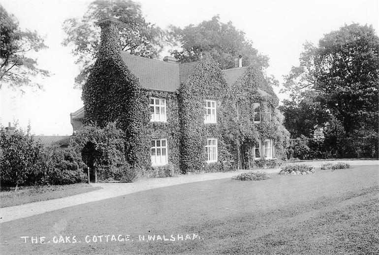 Photograph. The Oaks Cottage, New Road, North Walsham (North Walsham Archive).
