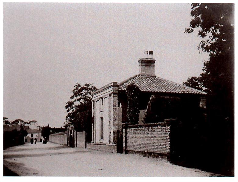 Photograph. The Oaks Lodge, Yarmouth Road, North Walsham (North Walsham Archive).