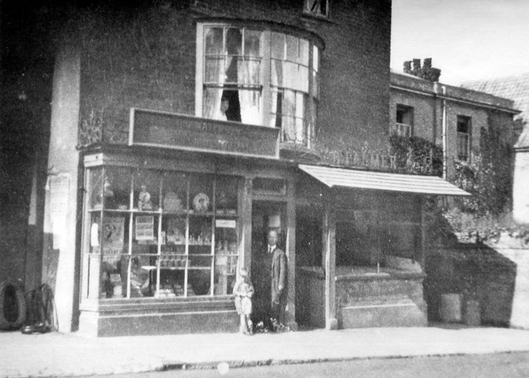 Photograph. Palmer's on Market Street (North Walsham Archive).