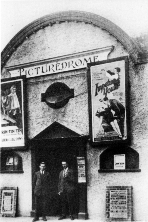 Photograph. Picturedrome cinema on King's Arms Street (North Walsham Archive).