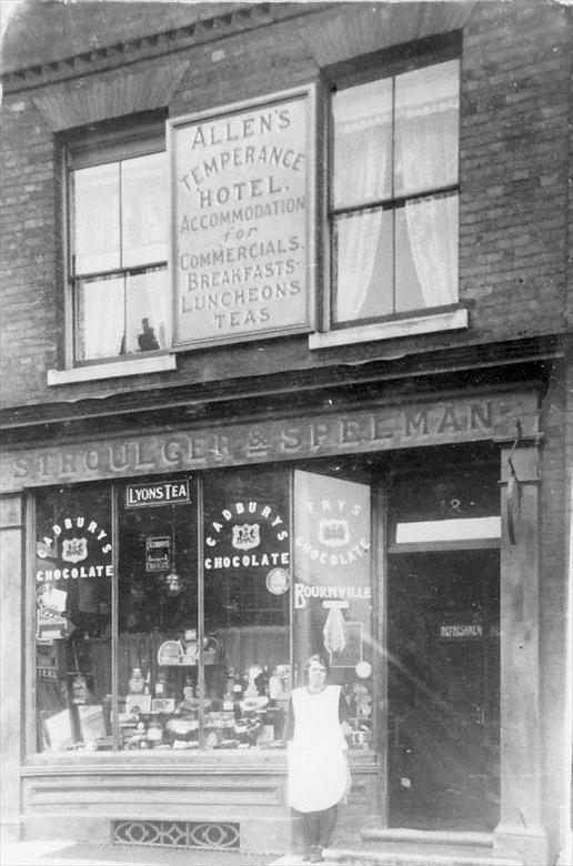 Photograph. The Temperance Hotel, Market Place, North Walsham (North Walsham Archive).