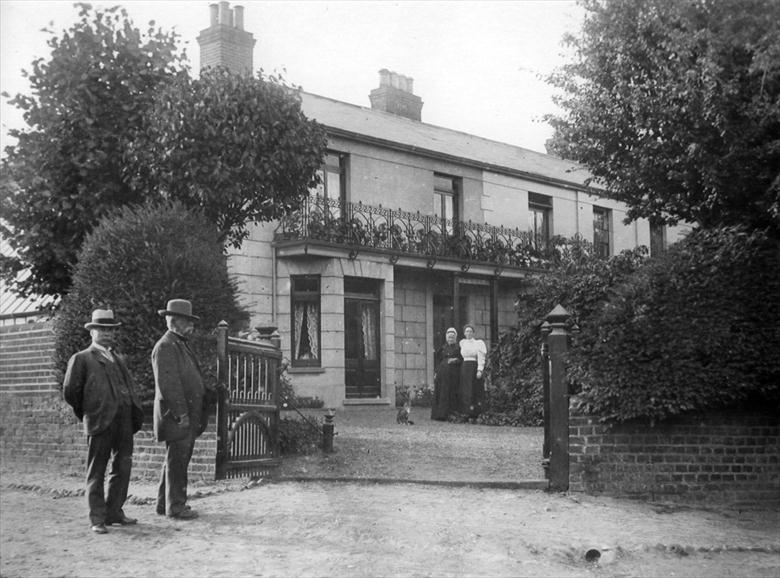 Photograph. Wellingtonia, 113 Mundesley Road, North Walsham before its use as a Red Cross Hospital during the First World War. (North Walsham Archive).