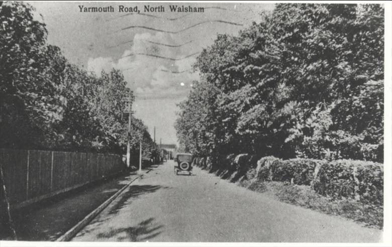Photograph. Yarmouth Road. (North Walsham Archive).